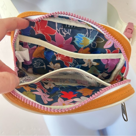 THREAD Fanny Pack Marigold Cross Body Bag NWOT - Picture 6 of 12